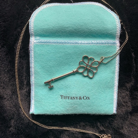 Tiffany & Co XL Open Knot Key w/ 30” Bead Chain - Picture 2 of 5